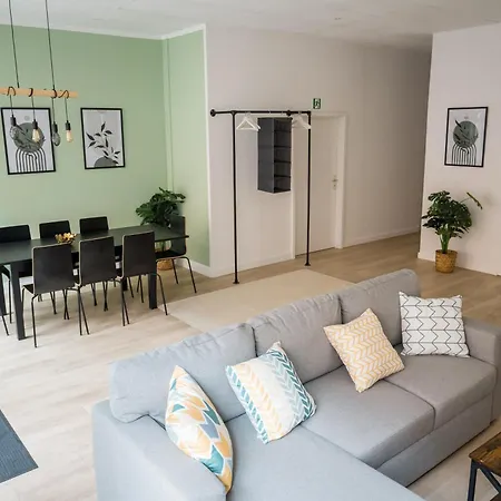 Spacious Family With 2 Bedrooms شقة برلين