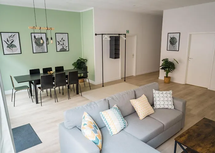 Spacious Family With 2 Bedrooms Апартаменты Берлин