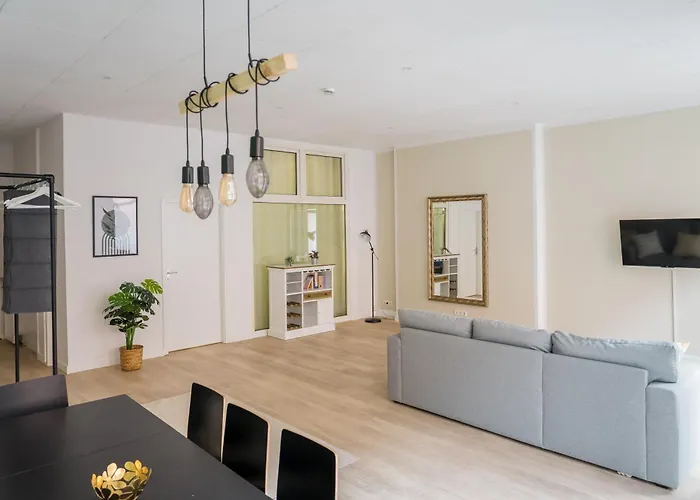 Spacious Family With 2 Bedrooms Berlín